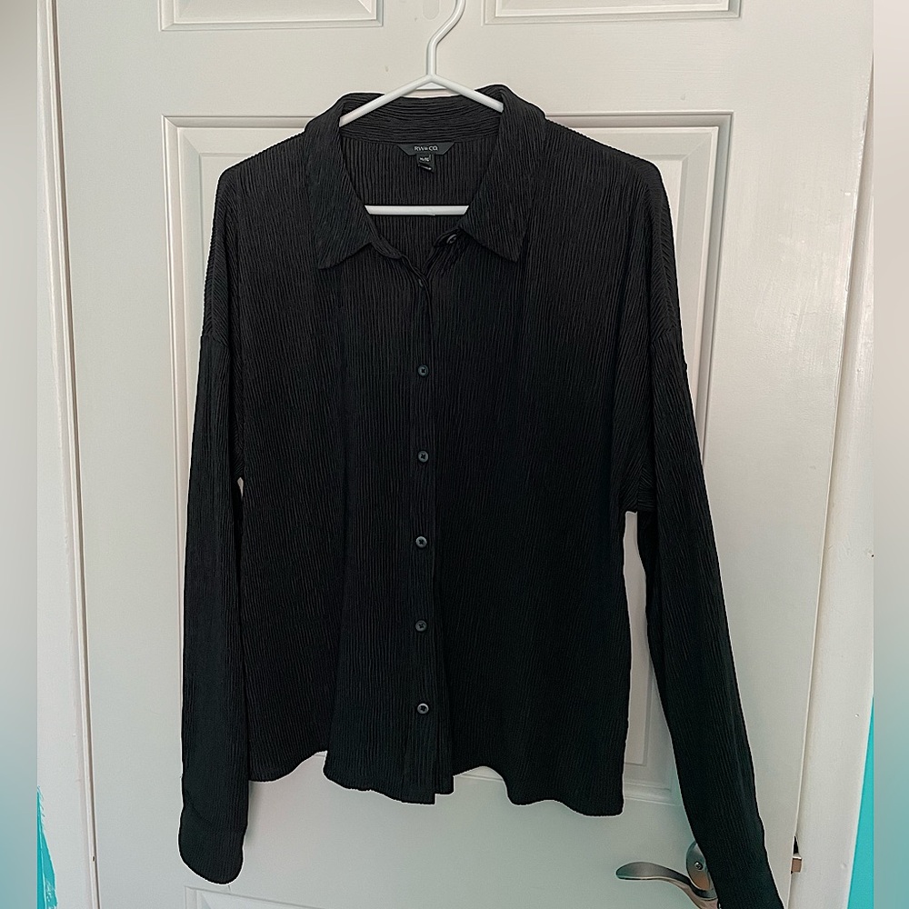 Textured Long Sleeve Blouse